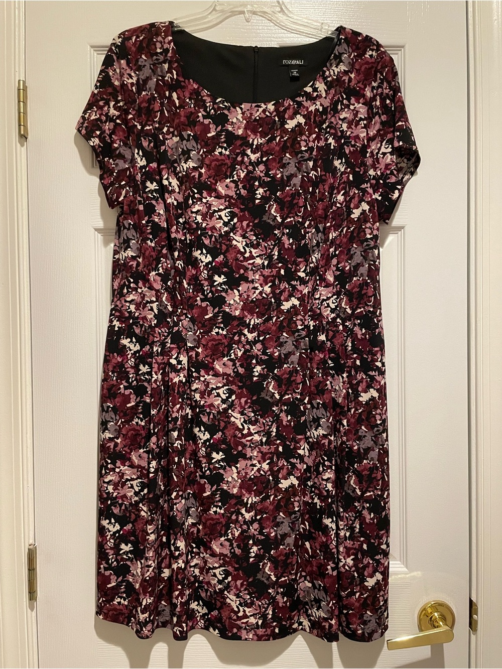 Roz & Ali Burgundy Multi Floral Fit-and-Flare Dress Like new, 18W, $25